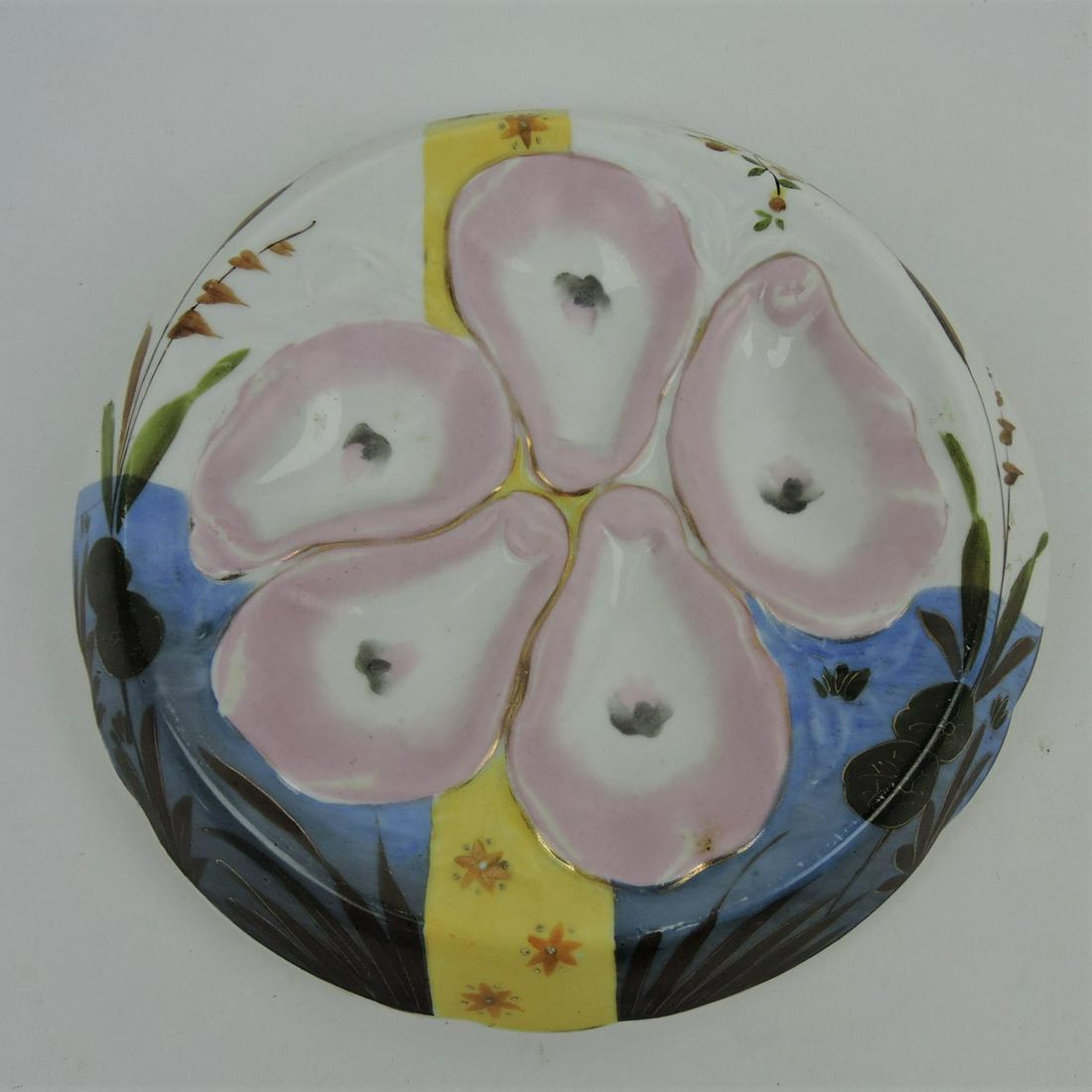 Porcelain flying saucer five well oyster (1 of 1)