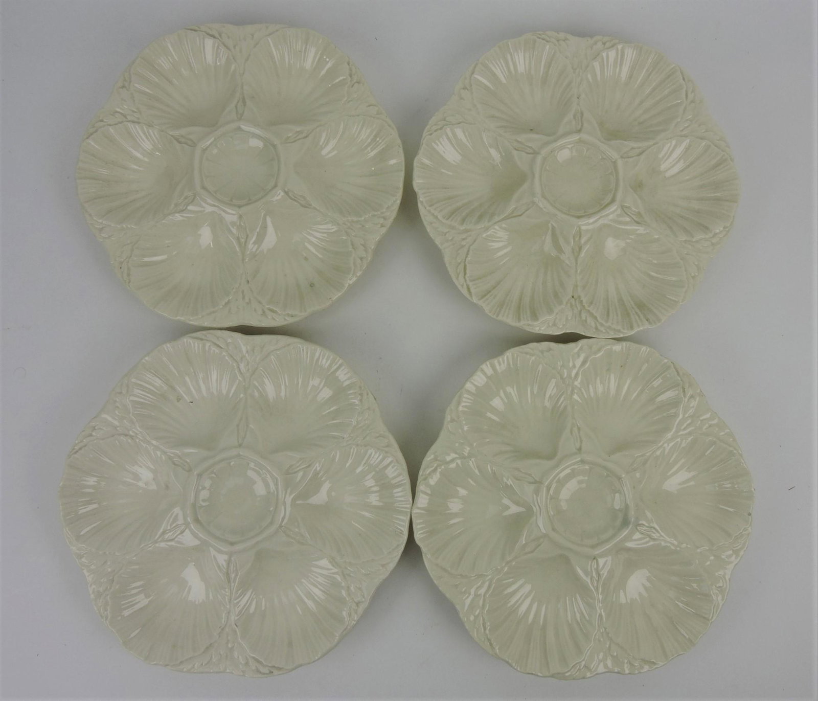 Sarreguemines set of 4 - 9" oyster: plates