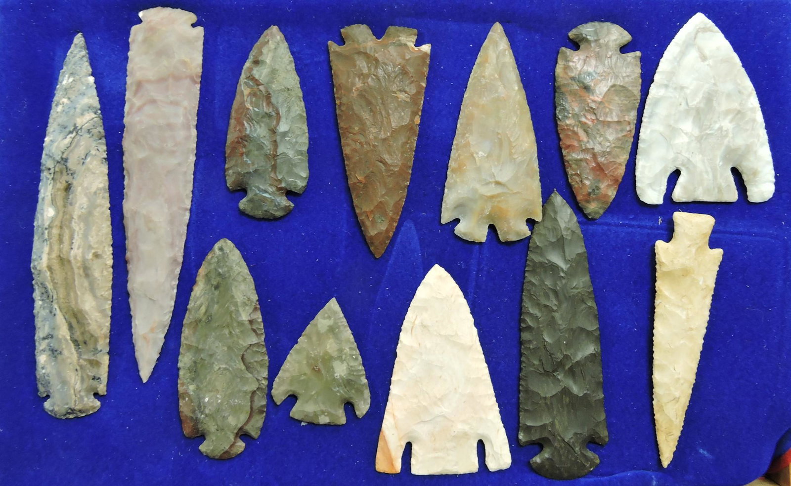 American Indian lot of 12 flint spear: points, 2 1/2 to 8 1/4"