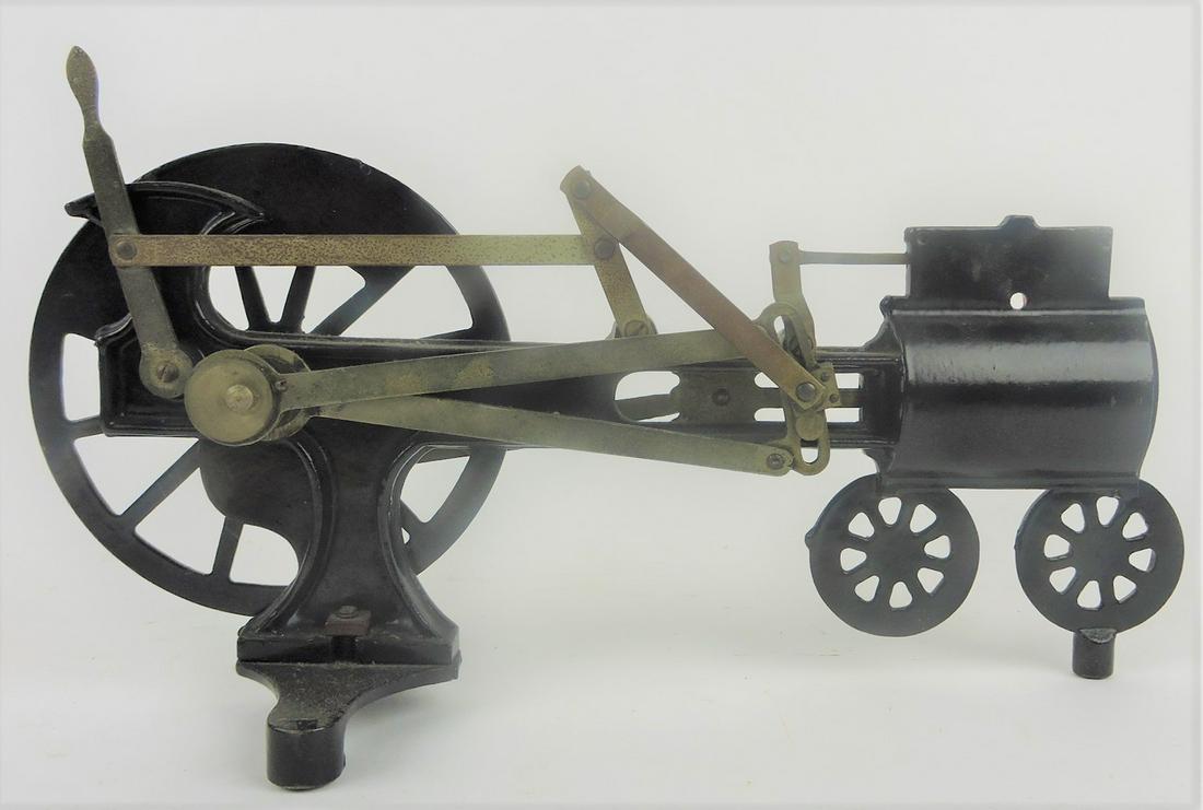 Salesman sample model steam engine (1 of 2)