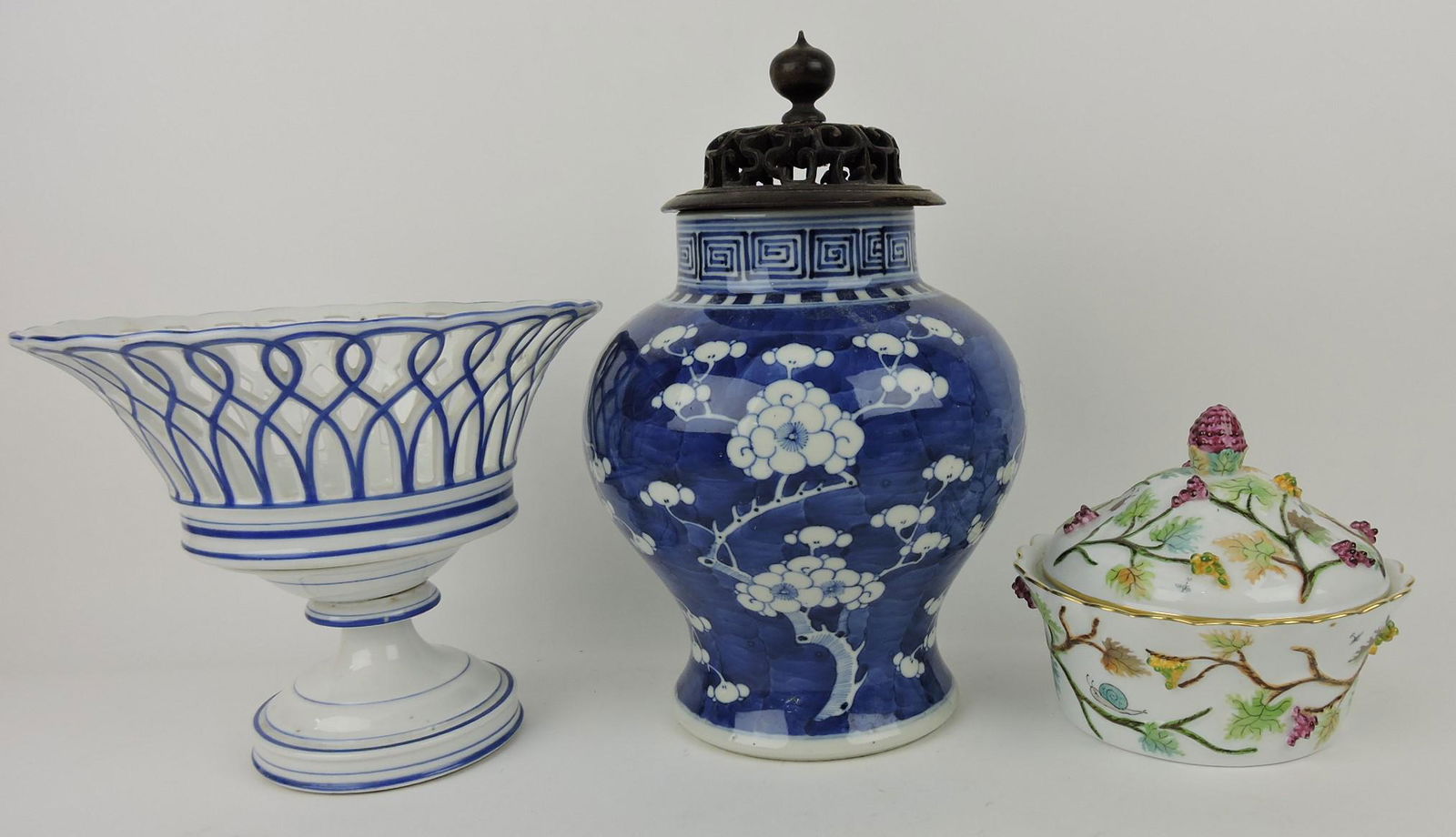 Old Paris compote (hairline), Oriental (1 of 1)