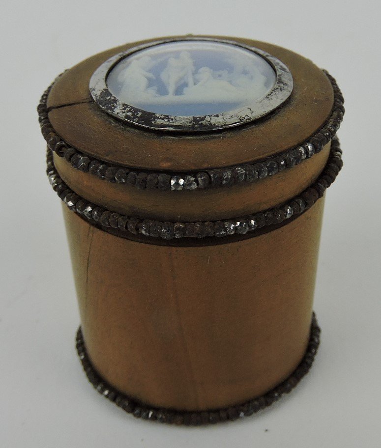 Rosewood Wedgwood blue Jasperware (1 of 2)