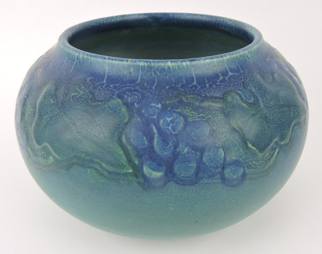 Rookwood art pottery flower pot (1 of 2)