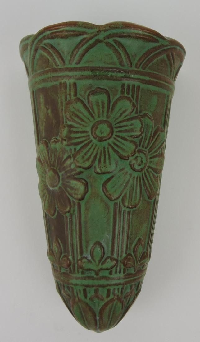 Weller Green Orris wall pocket, 8" (1 of 1)