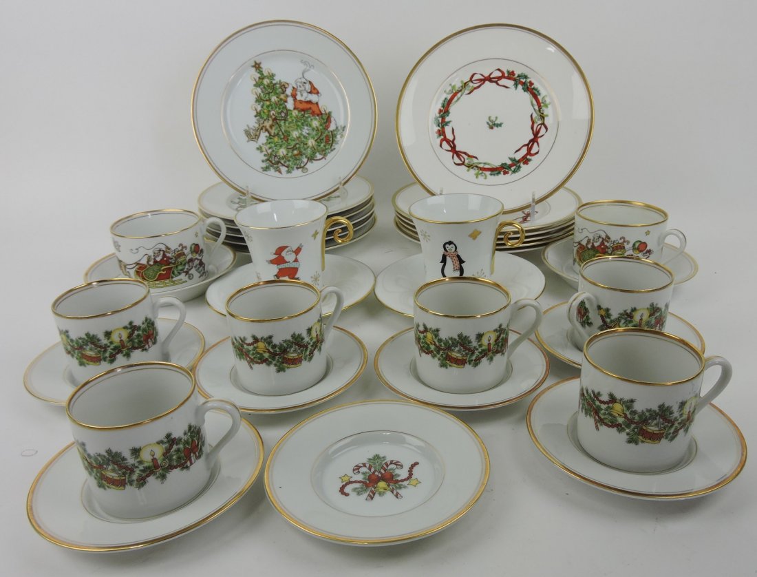 Herend, Worcester, and Fitz Floyd lot: of Christmas china