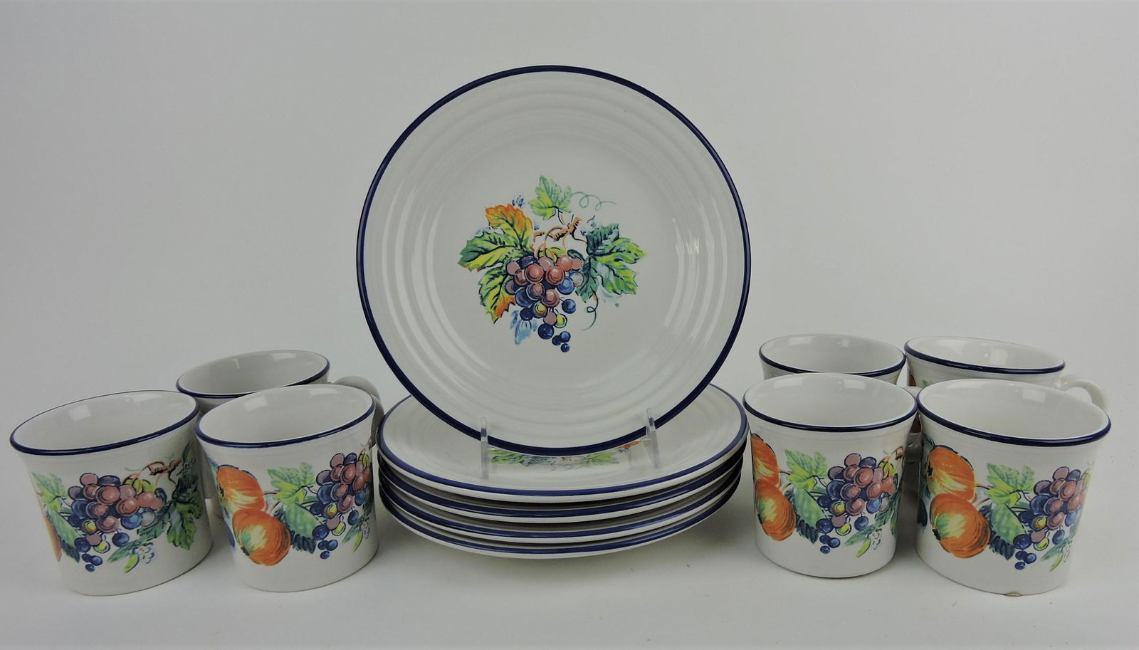 Fiesta Post 86 lot of 5 - 9" plates with (1 of 1)