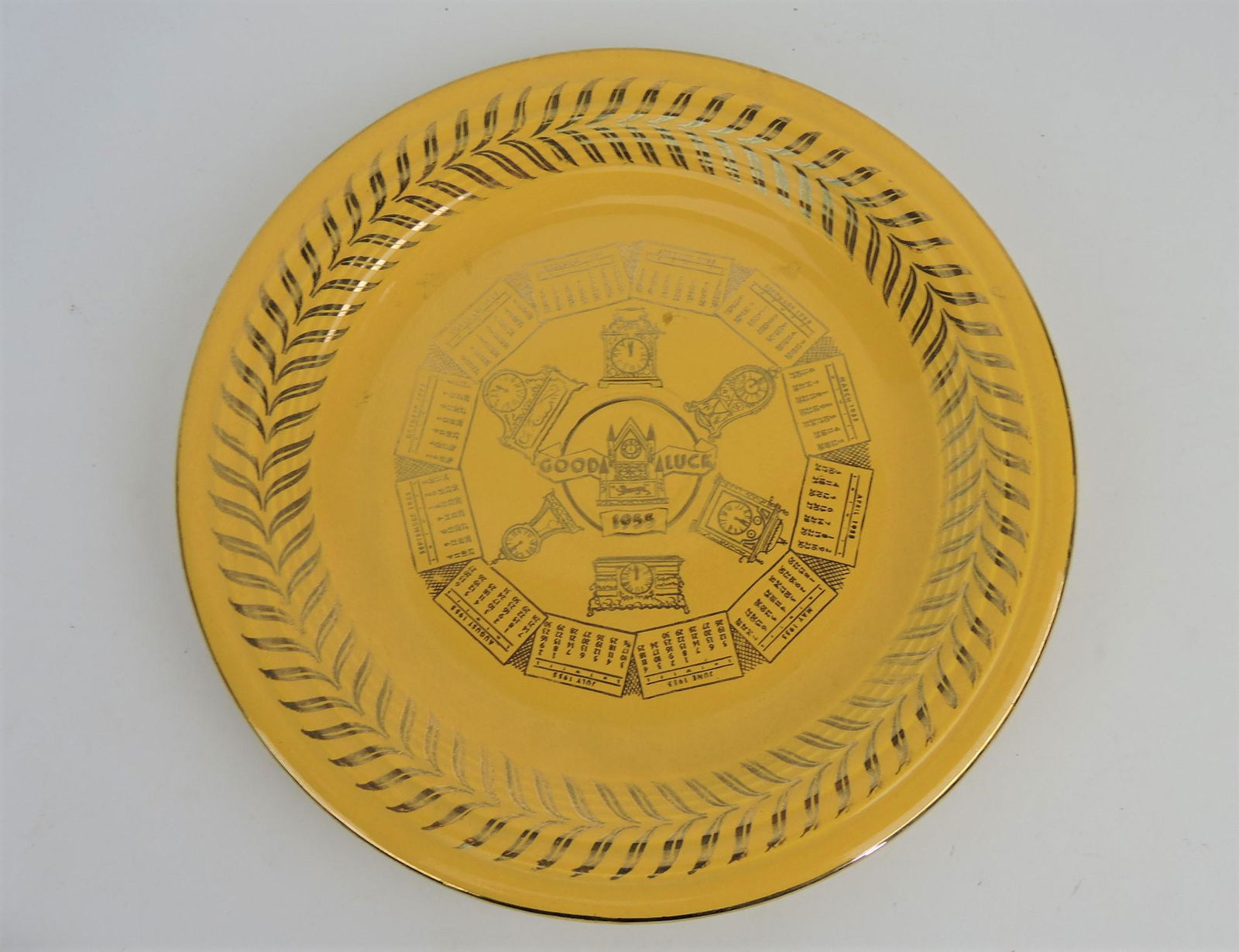 Fiesta 10" yellow 1955 calendar plate (1 of 1)