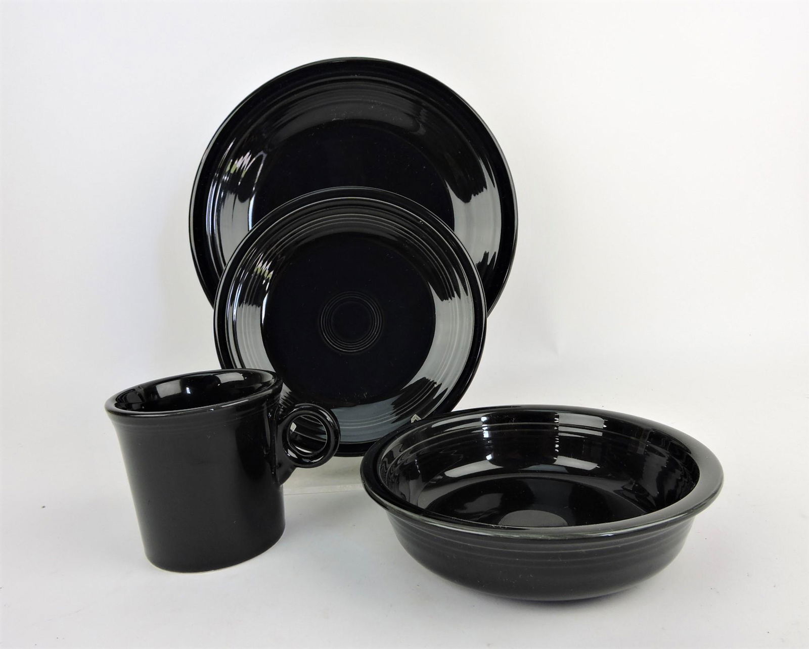 Fiesta Post 86 16 piece set: (1 of 1)