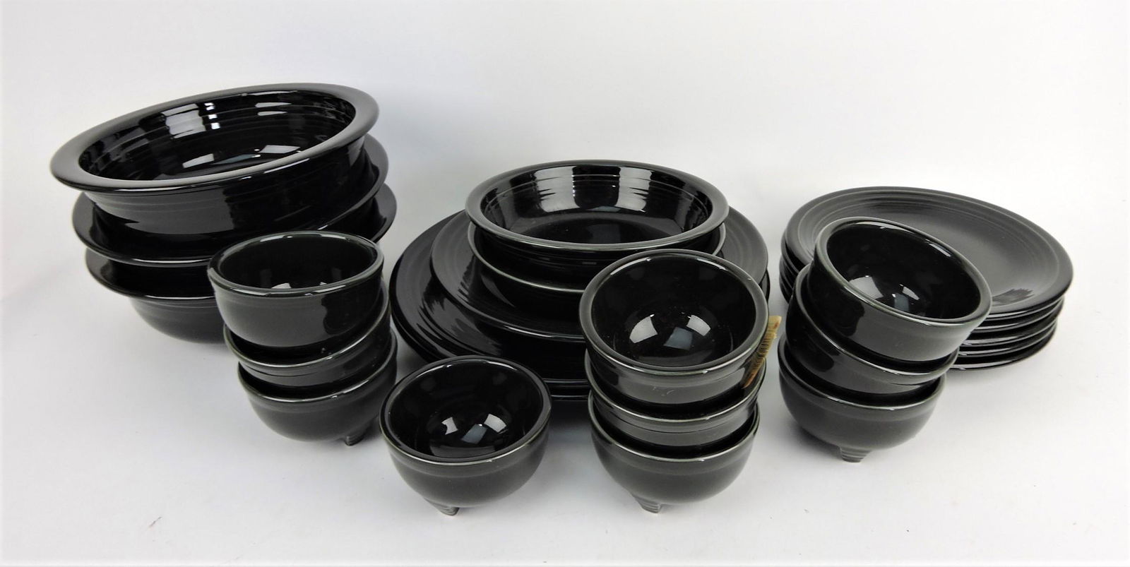 Fiesta Post 86 black lot of 23 pieces (1 of 1)