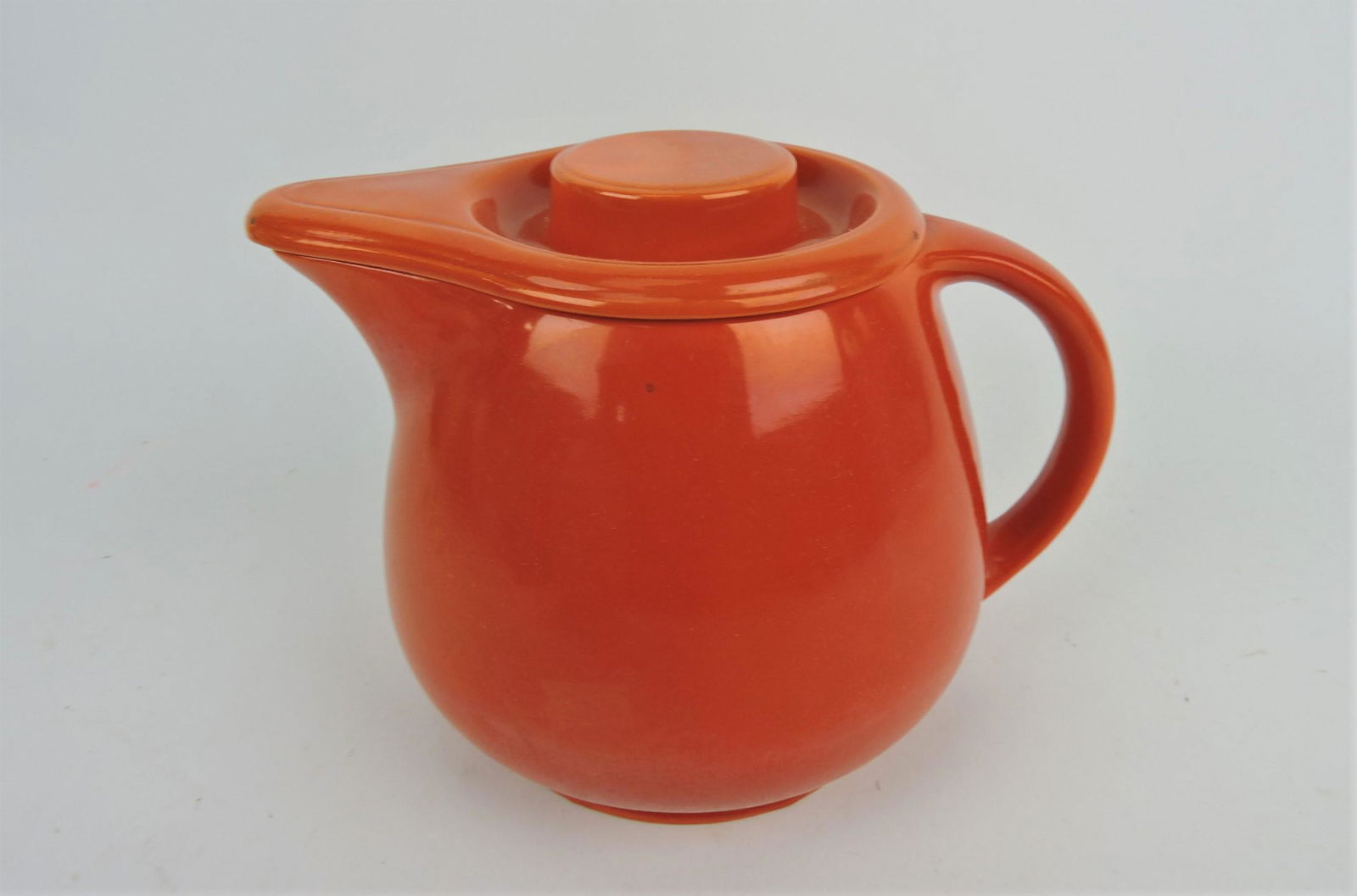 Fiesta Kitchen Kraft covered jug, red (1 of 1)