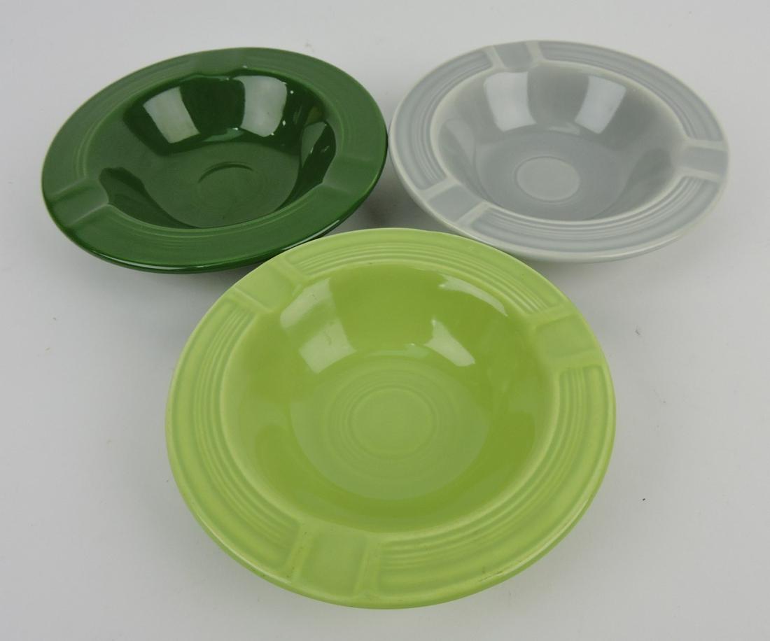 Fiesta ashtray group: chartreuse, gray, (1 of 1)