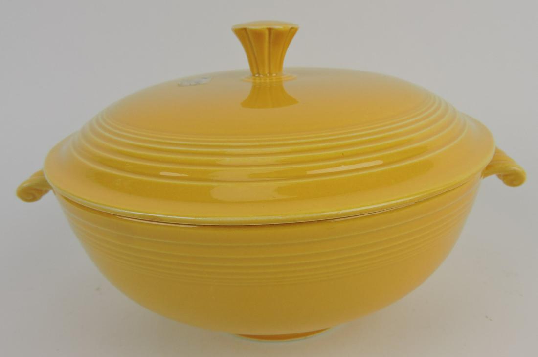 Fiesta casserole, yellow (1 of 1)