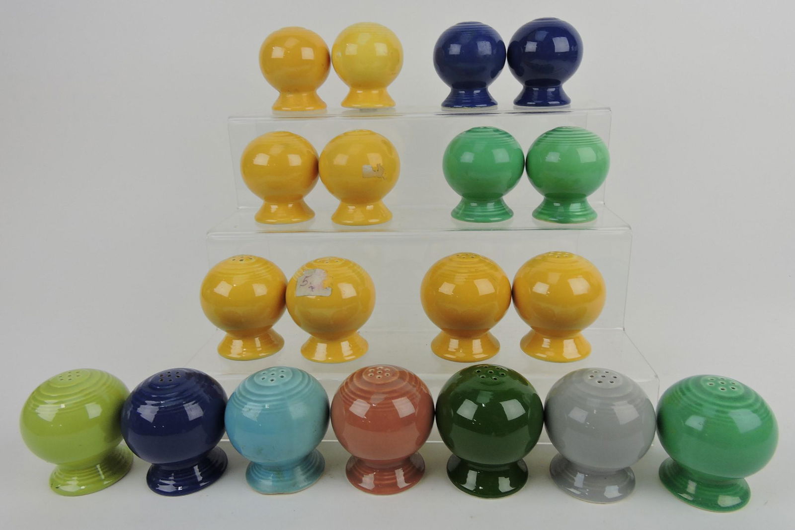 Fiesta salt & pepper group, 6 pair, (1 of 1)