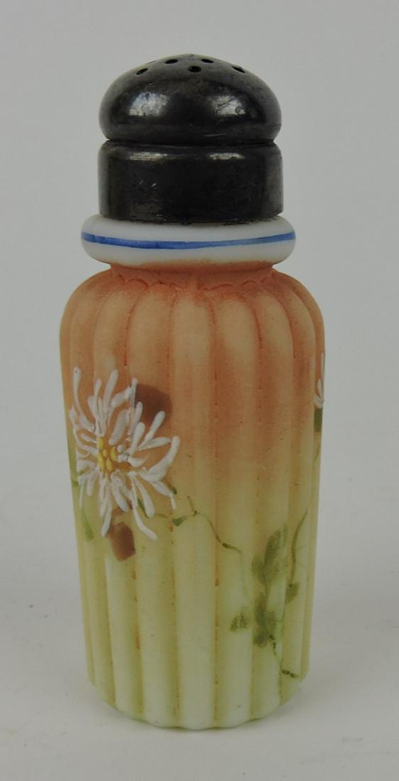 Mt. Washington burmese ribbed floral: decorated shaker, 4"