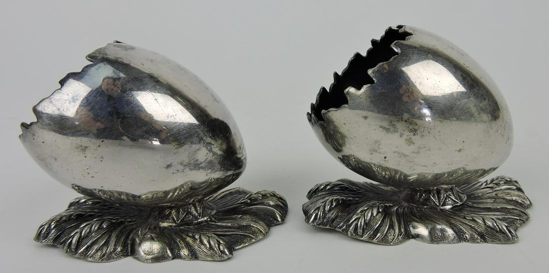 Wilcox pair of silver plate egg toothpick: holders