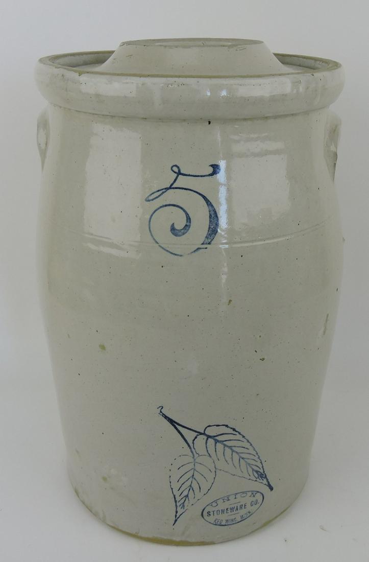 Red Wing 5 gallon crock churn with lid, (1 of 1)