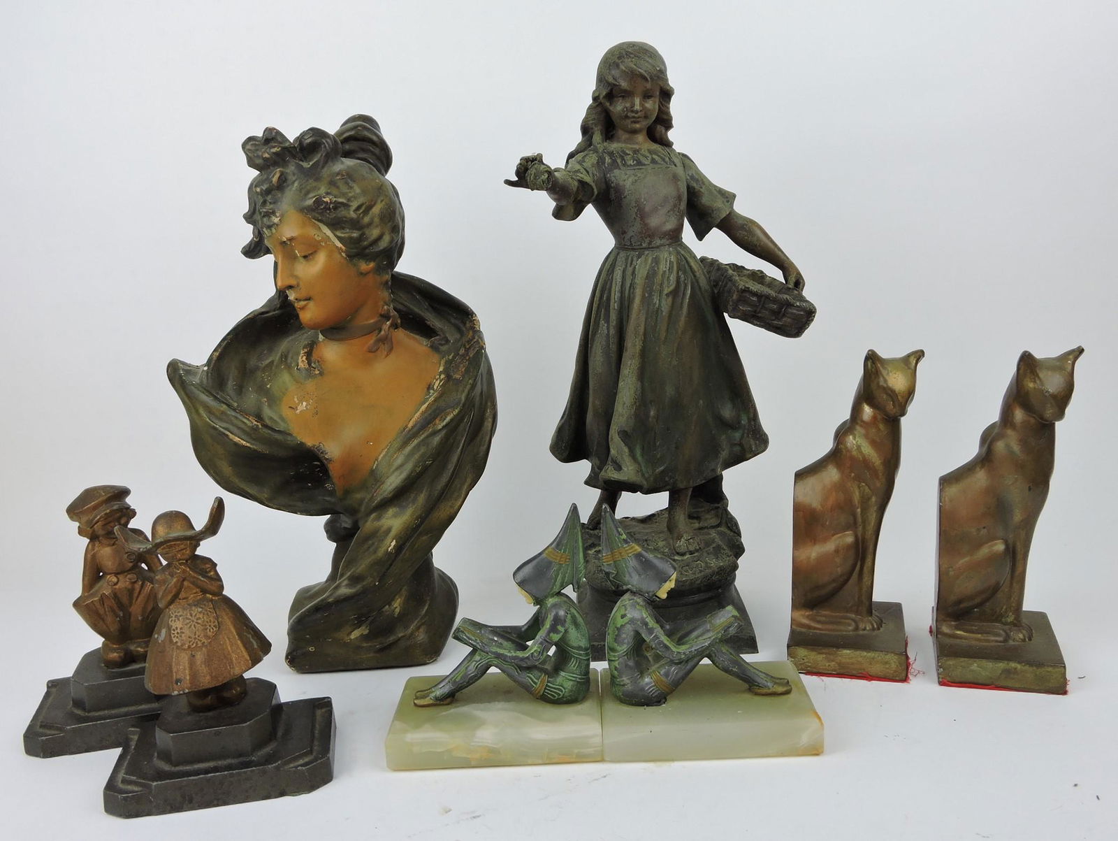 Sculpture lot of 5: plaster bust of lady, (1 of 1)