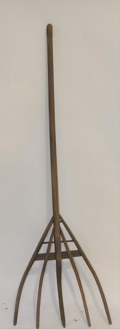 Primitive 5 tine pitchfork (1 of 1)