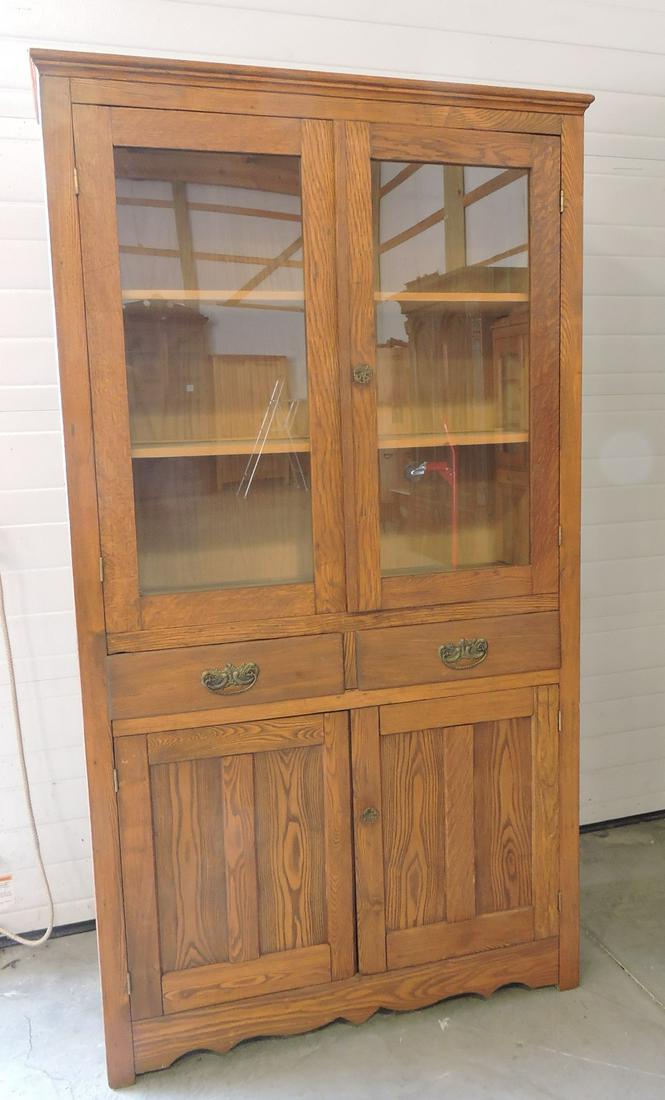 Oak one piece kitchen cupboard, (1 of 1)