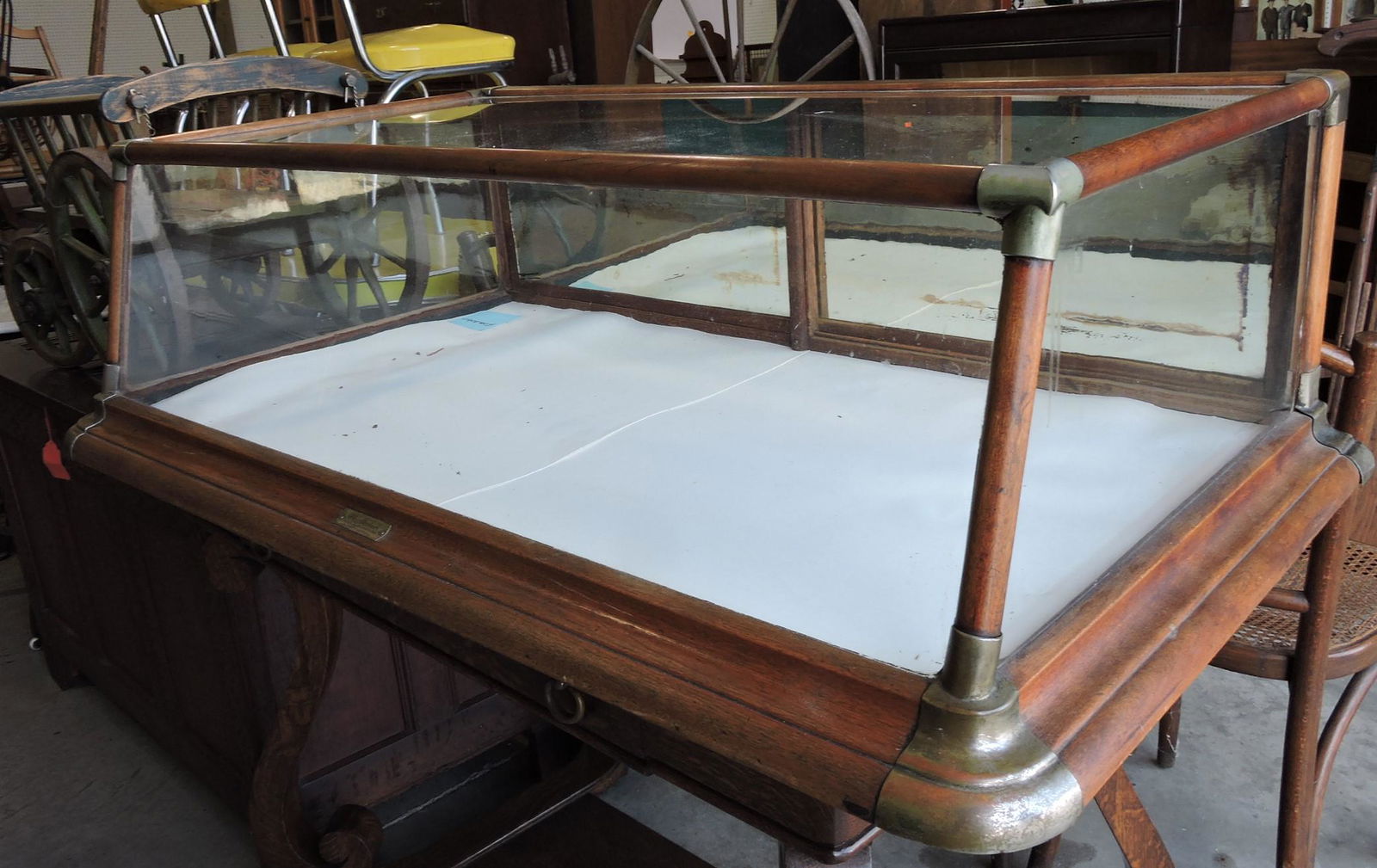 Walnut countertop showcase by (1 of 1)