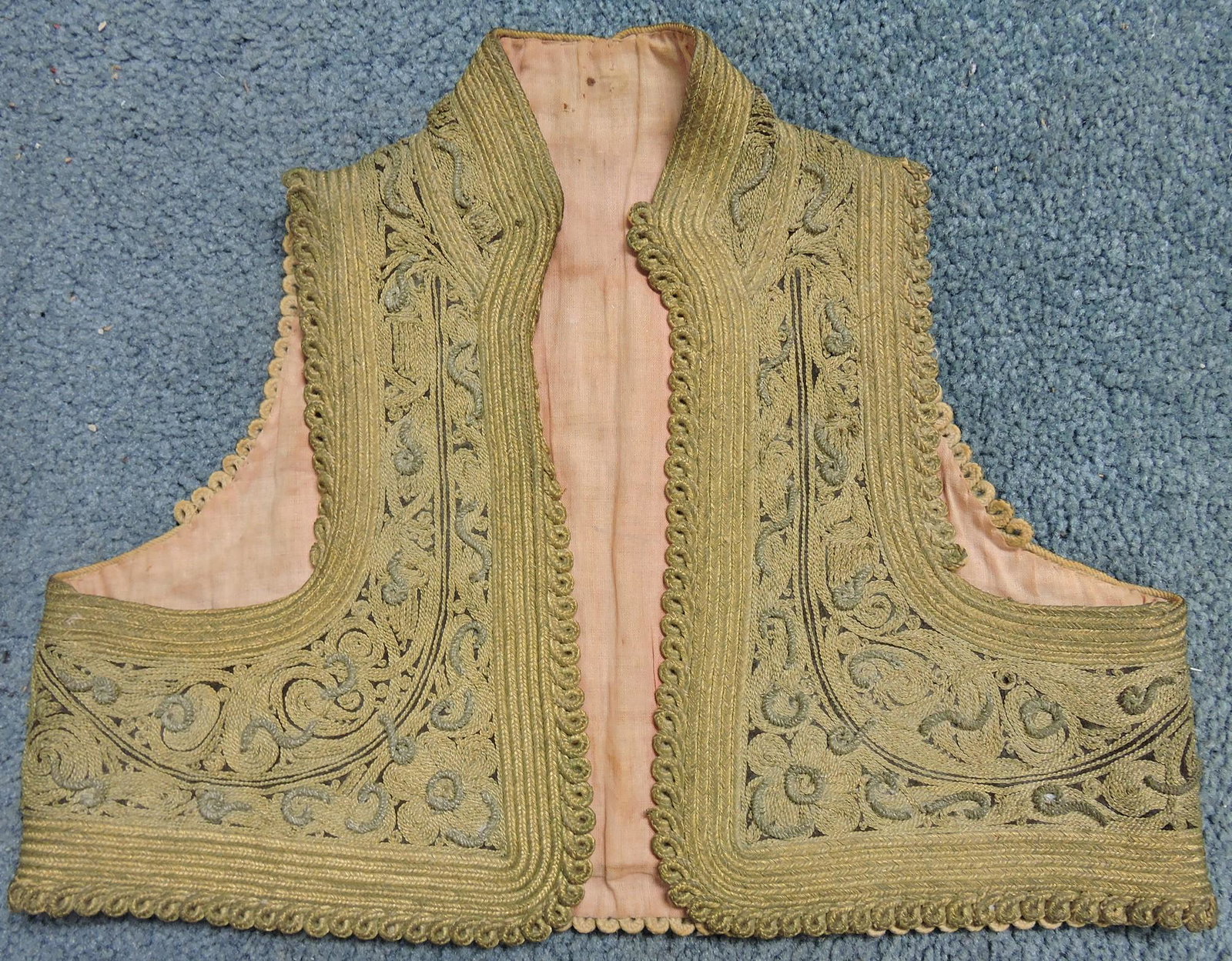 Child's vest with floral motif,: 12"h, 15"w