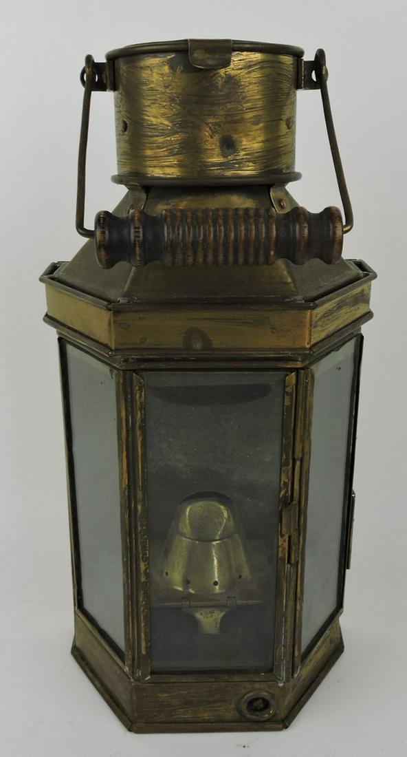 Brass ship's cabin lantern, Bulpitty (1 of 1)