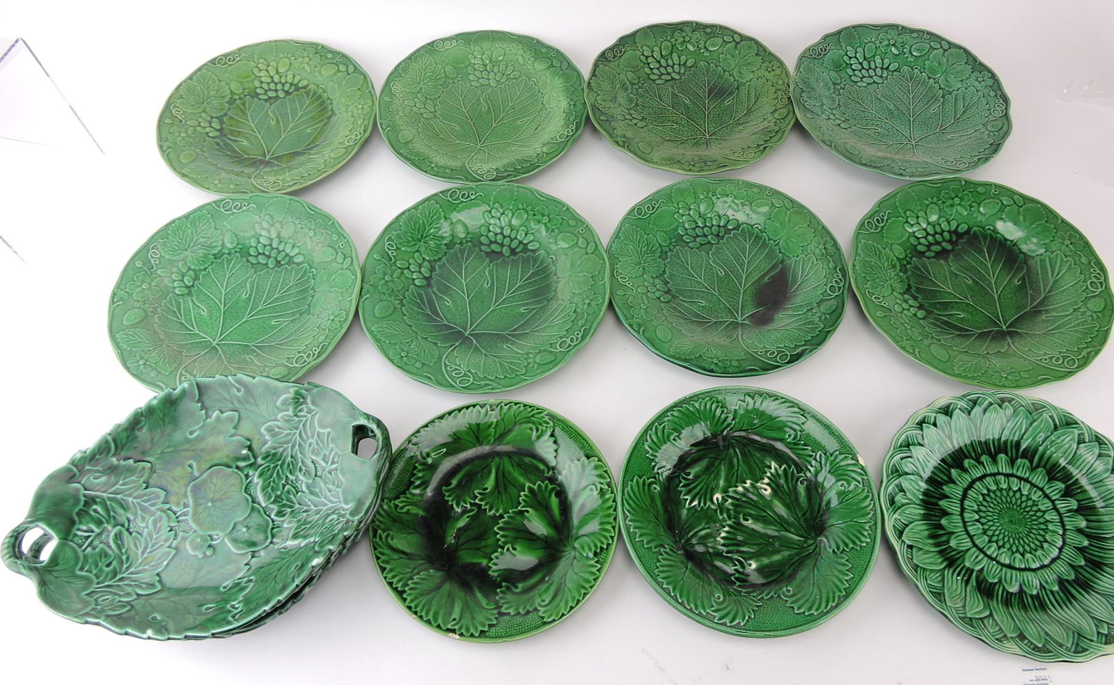 Majolica dark green lot of 11 plates (1 of 1)