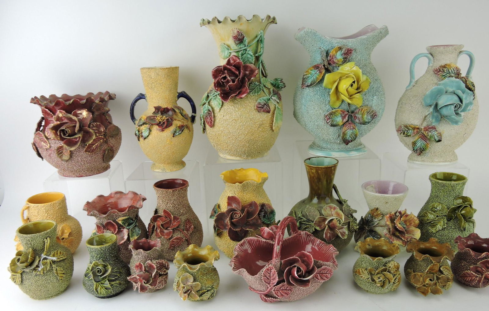 Sand majolica lot of 20 pieces, various: condition