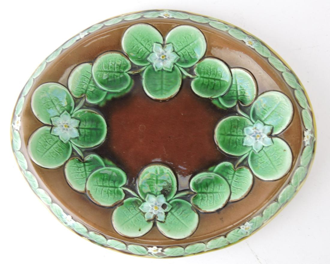 Majolica pond lily 13" platter (1 of 1)