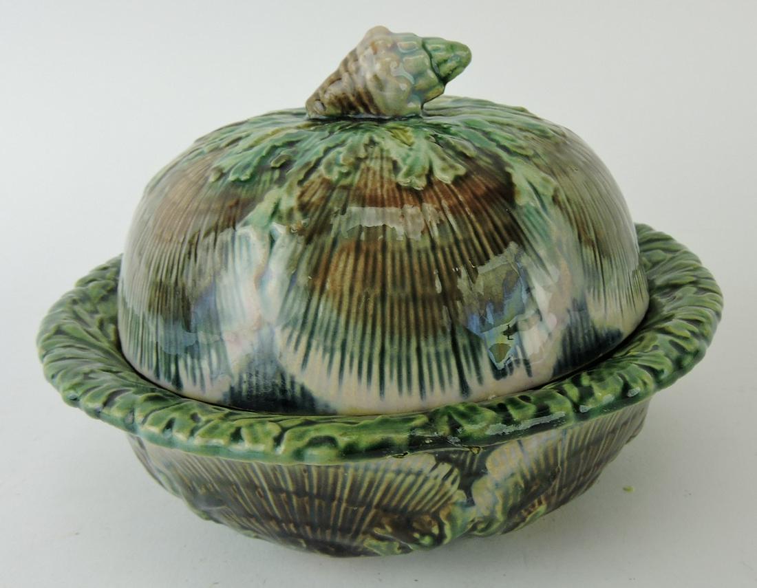 Etruscan majolica shell and seaweed (1 of 1)