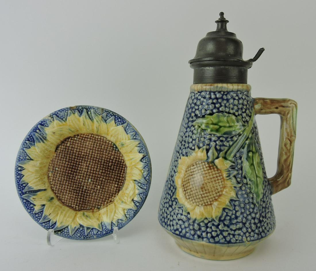 Etruscan majolica cobalt sunflower: syrup pitcher and sauce dish (rim chip & hairline)