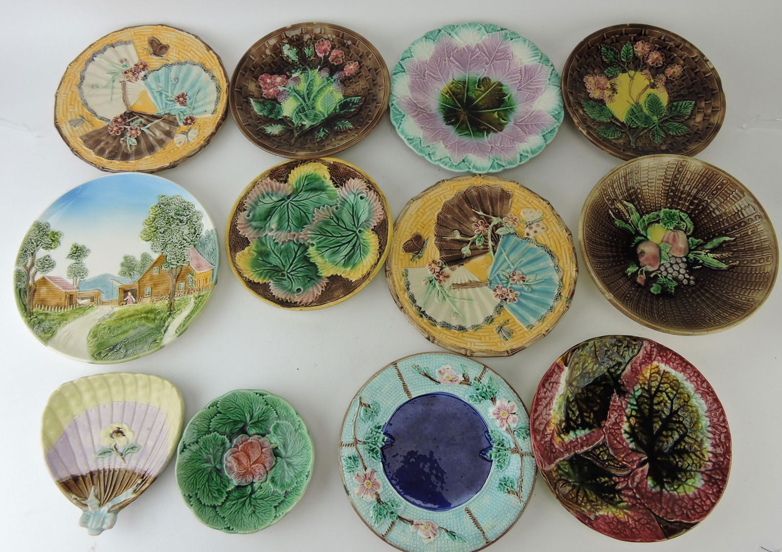 Majolica lot of 12 oyster plates,: various condition