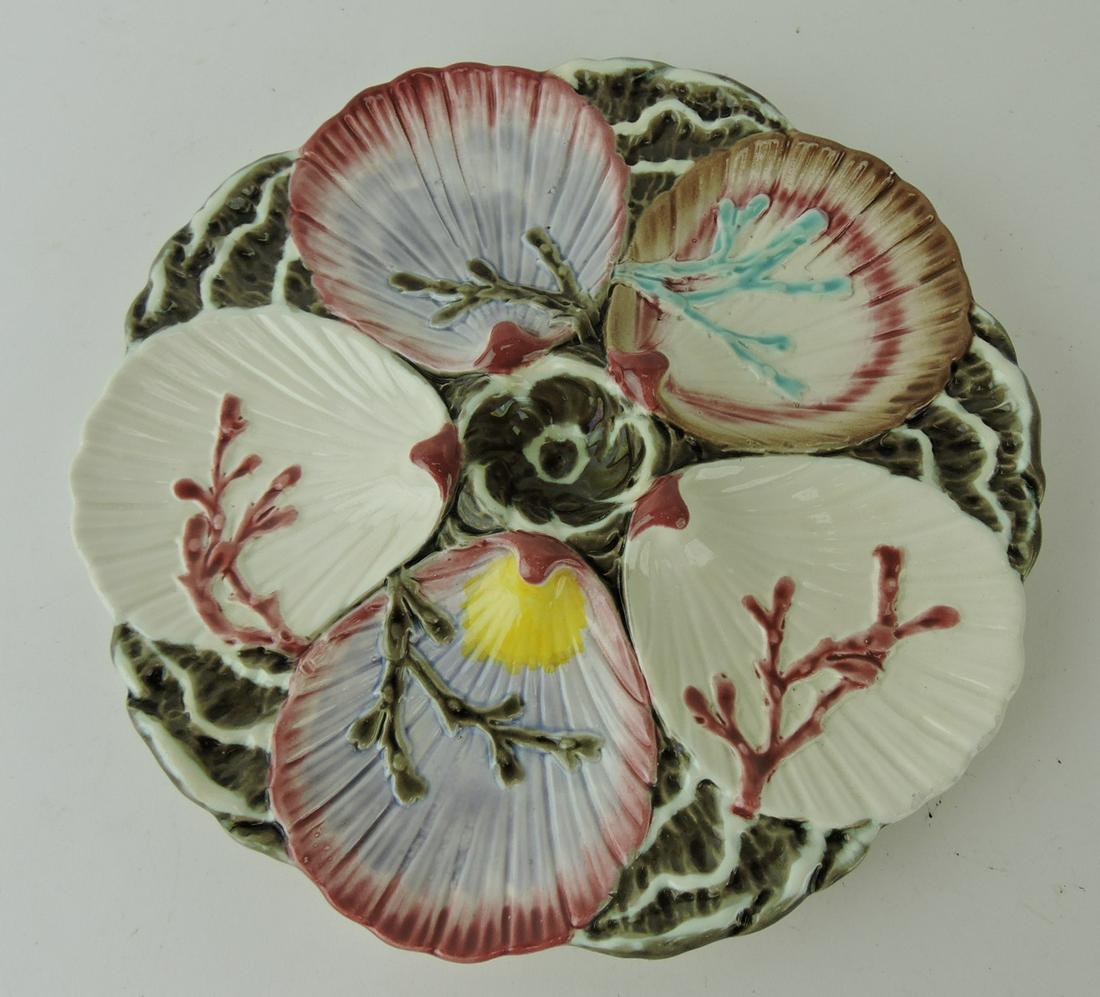 Wedgwood majolica shells and waves (1 of 1)