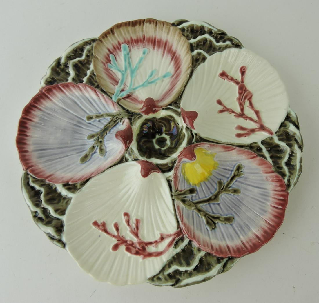 Wedgwood majolica shells and waves (1 of 1)