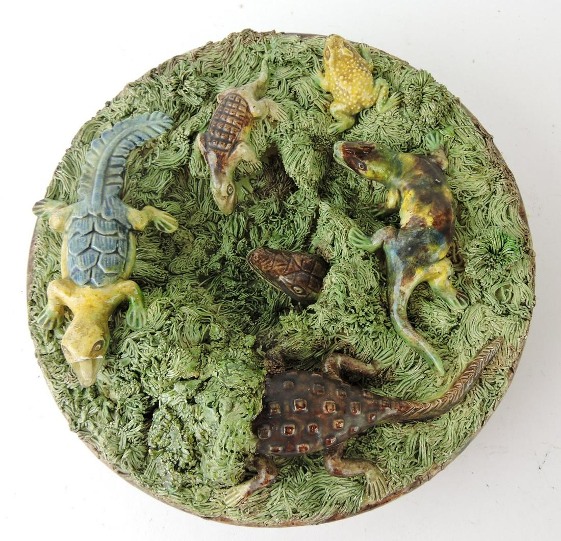Mafra Portugal Palissy majolica wall: plaque, 9 1/4", heavy grass ground with salamanders and frog, some losses