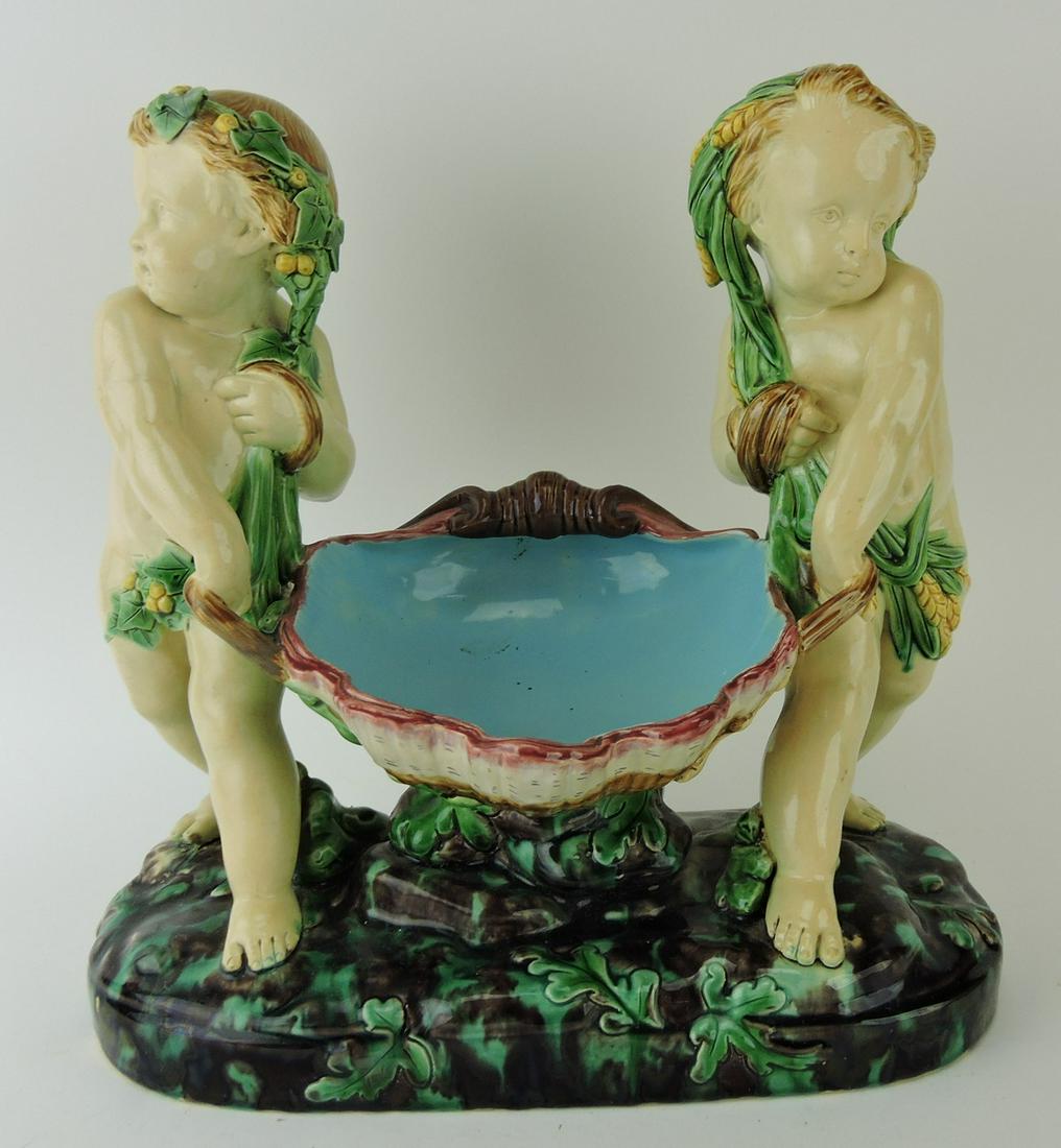 Minton majolica "Shell Carriers" (1 of 1)