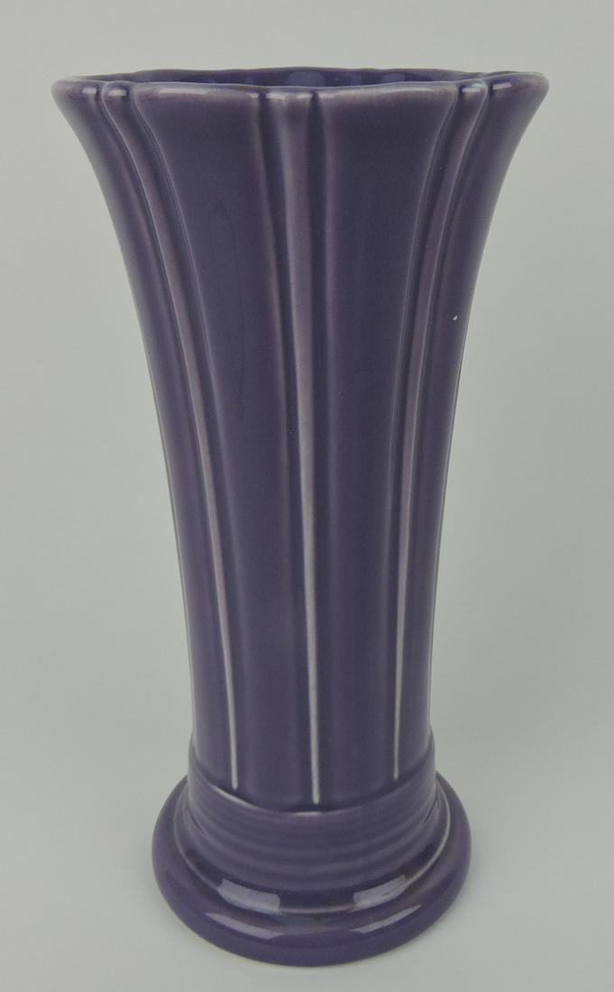 Fiesta Post 86 medium vase, lilac (1 of 1)