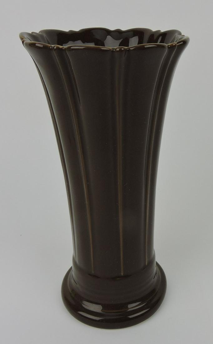 Fiesta Post 86 medium vase, chocolate (1 of 1)
