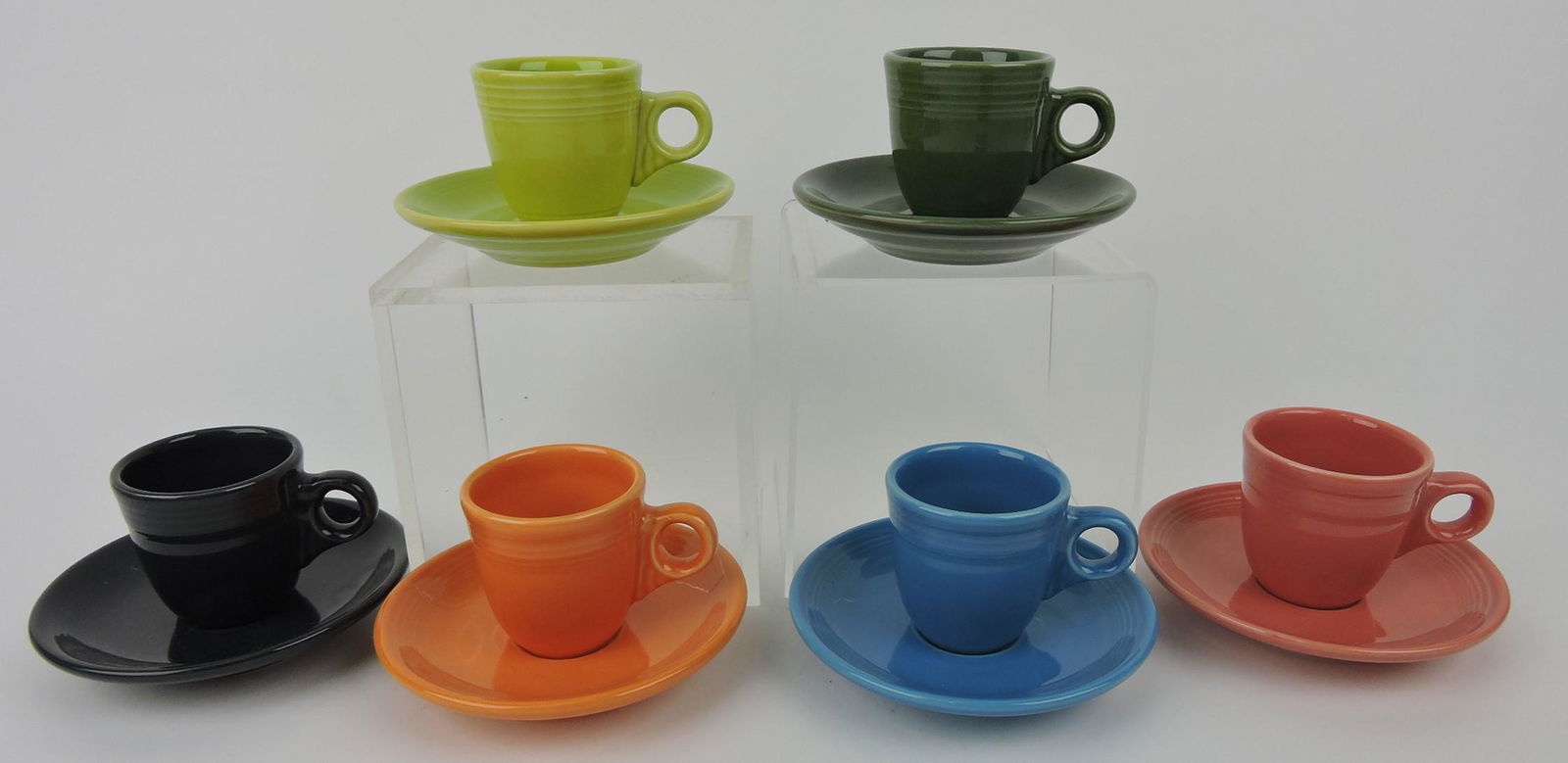 Fiesta Post 86 AD cup & saucer group: (1 of 1)