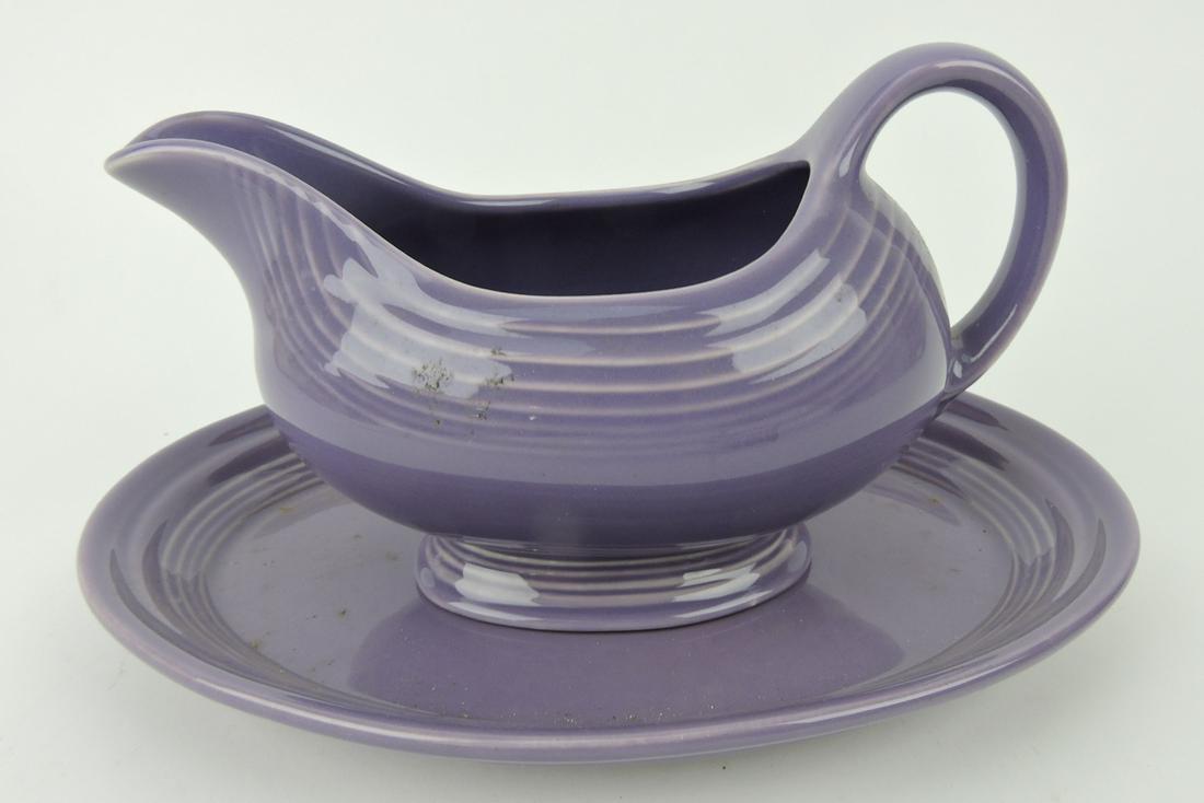 Fiesta Post 86 lilac sauce boat and (1 of 1)