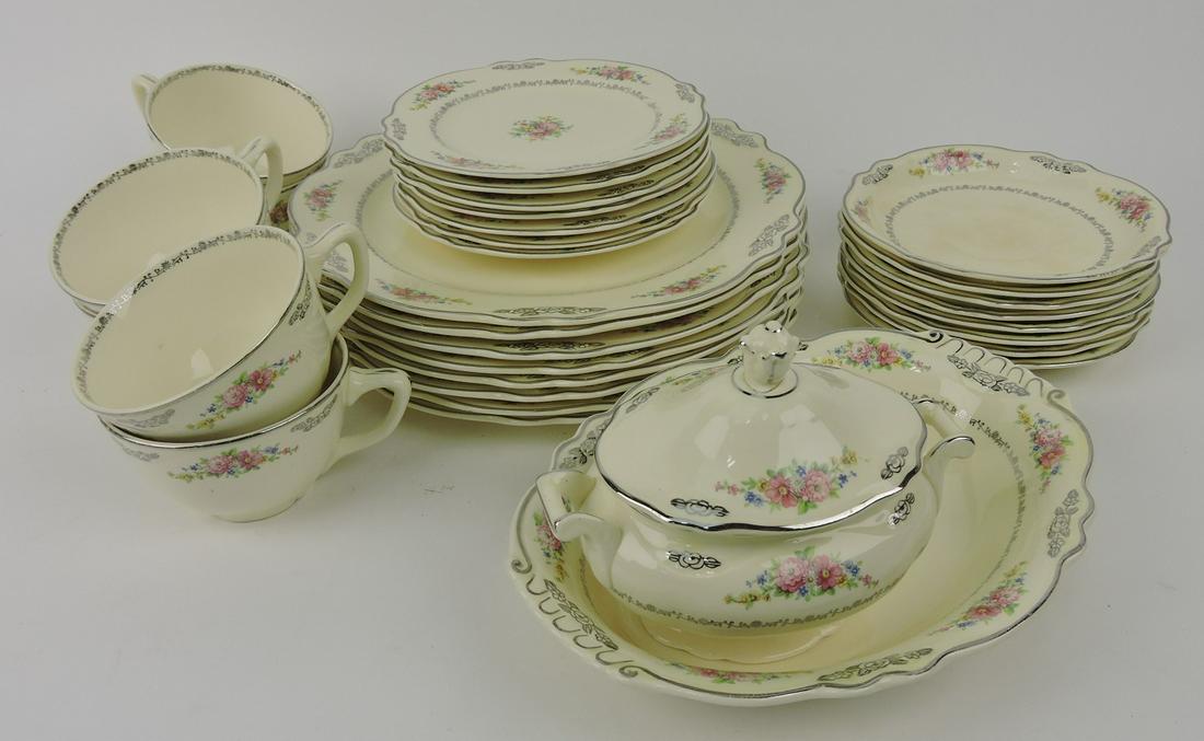 HLC Virginia Rose 31 piece set of: dinnerware
