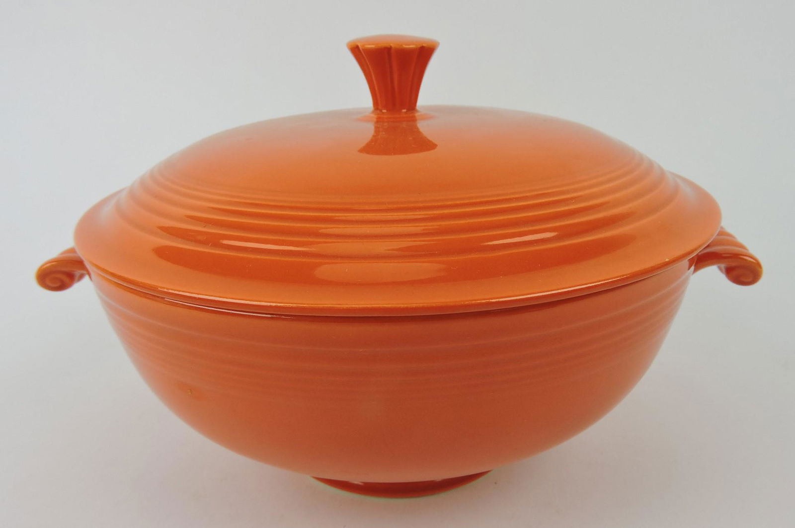 Fiesta casserole, red: .