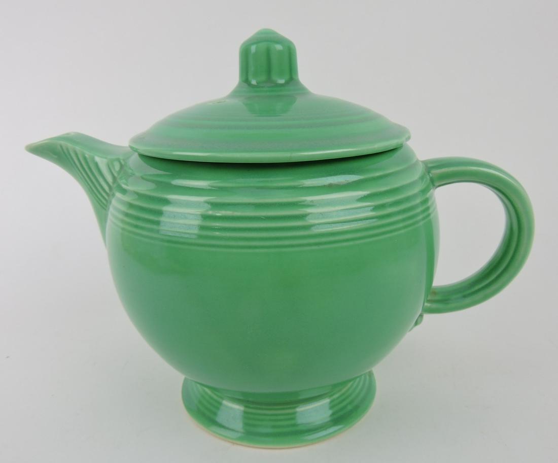 Fiesta medium teapot, green (1 of 1)