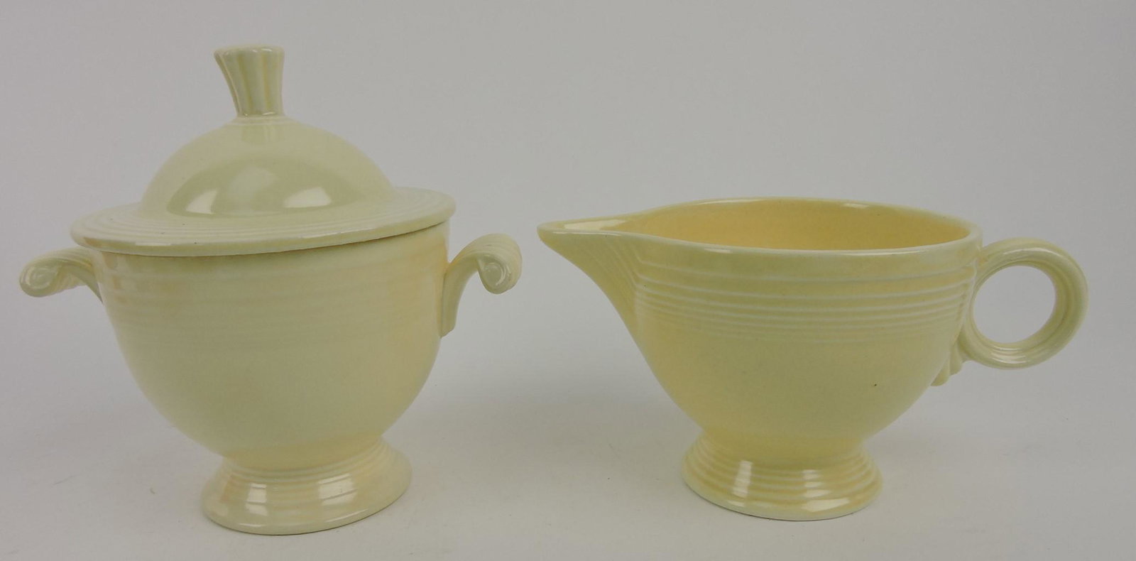 Fiesta cream & sugar, ivory: .