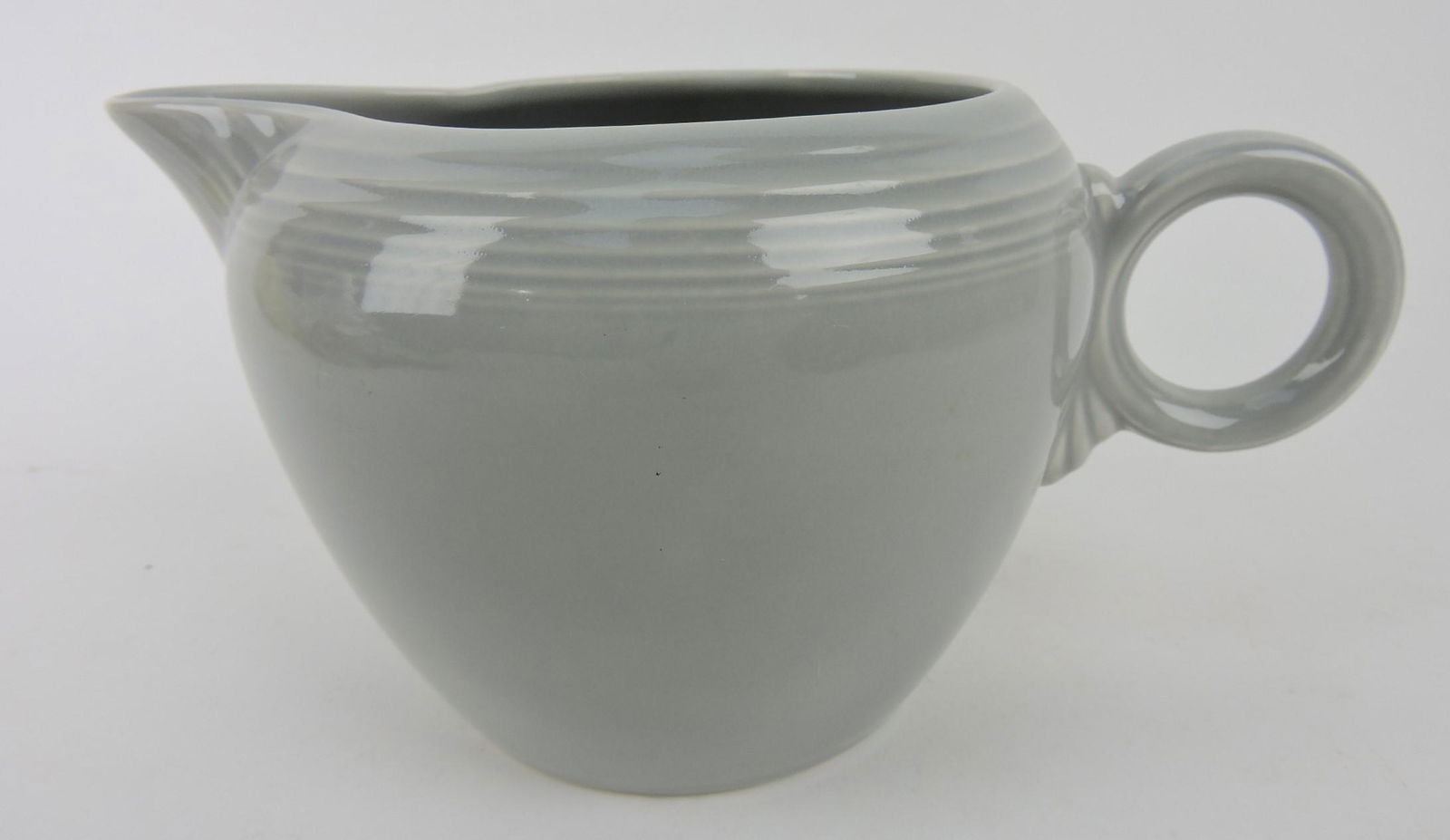 Fiesta two pint jug, gray (1 of 1)