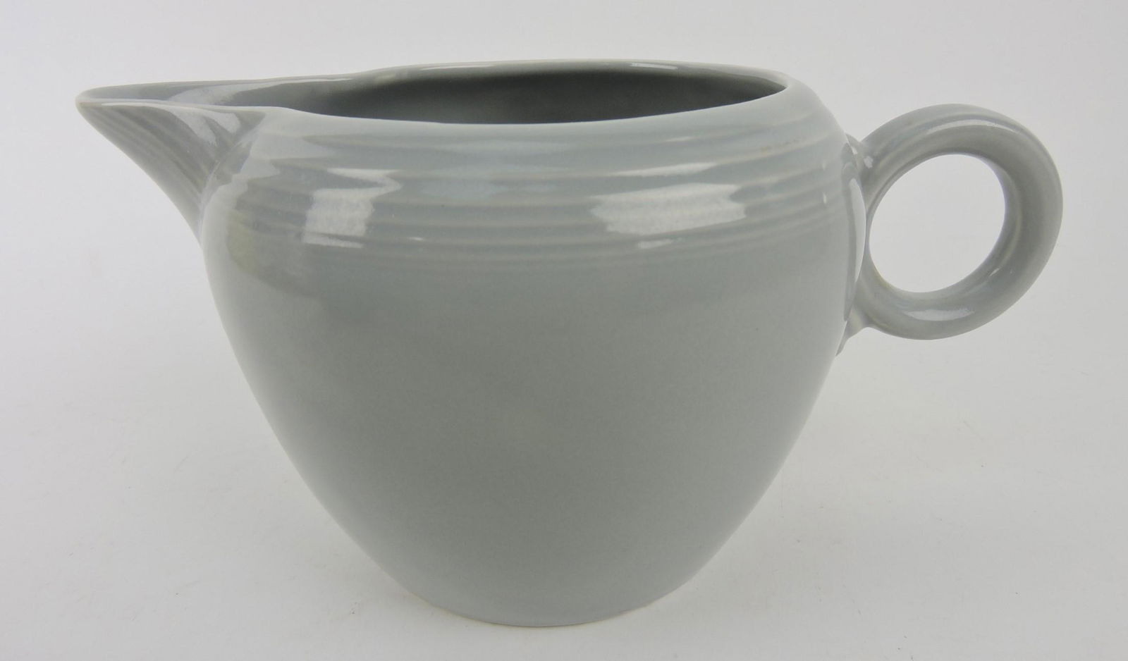 Fiesta two pint jug, gray (1 of 1)