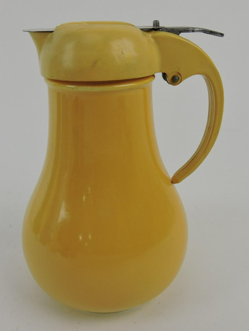 Fiesta syrup pitcher, yellow, crack to (1 of 1)