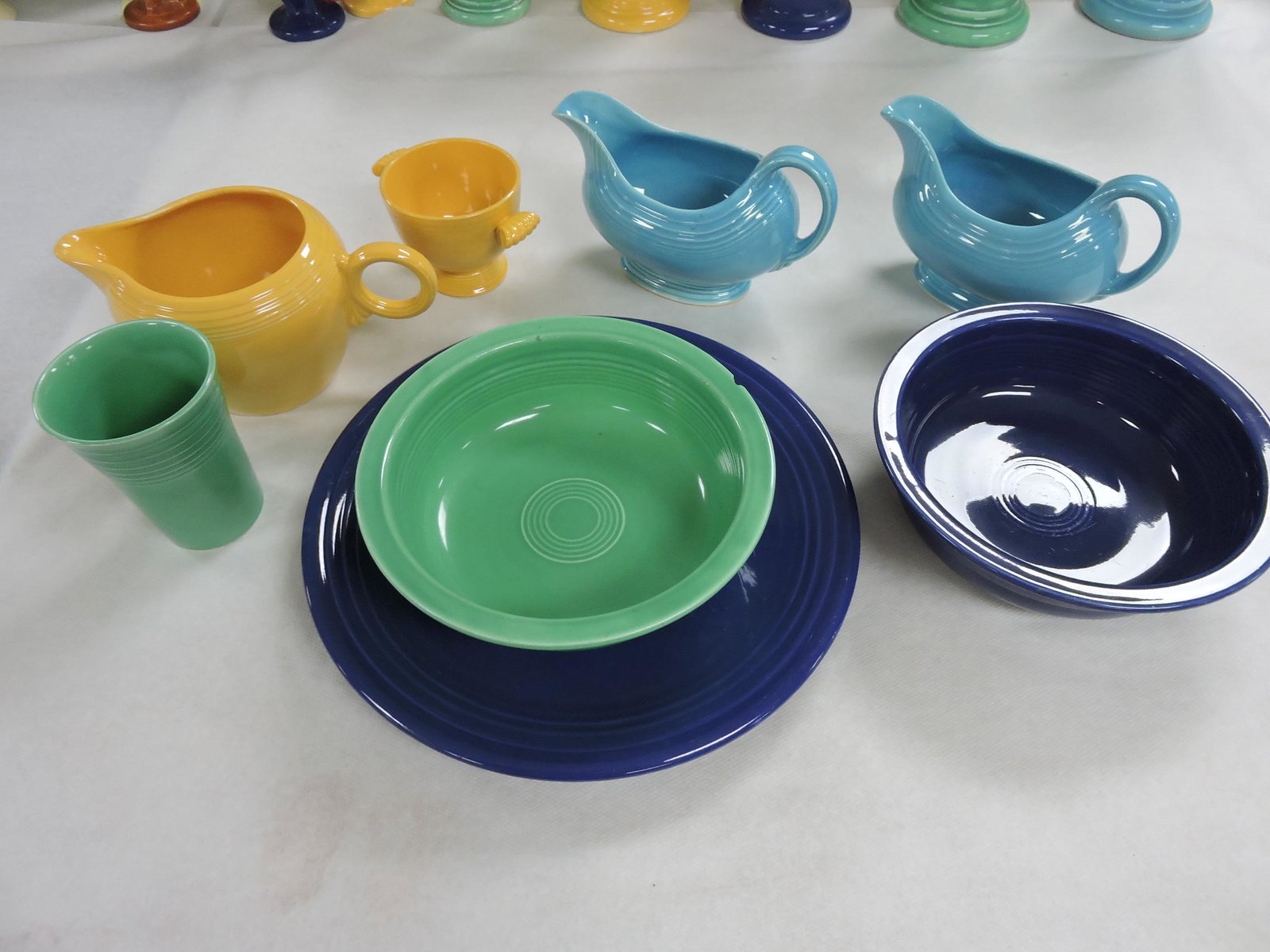 Fiesta lot of 8 pieces, various condition: .