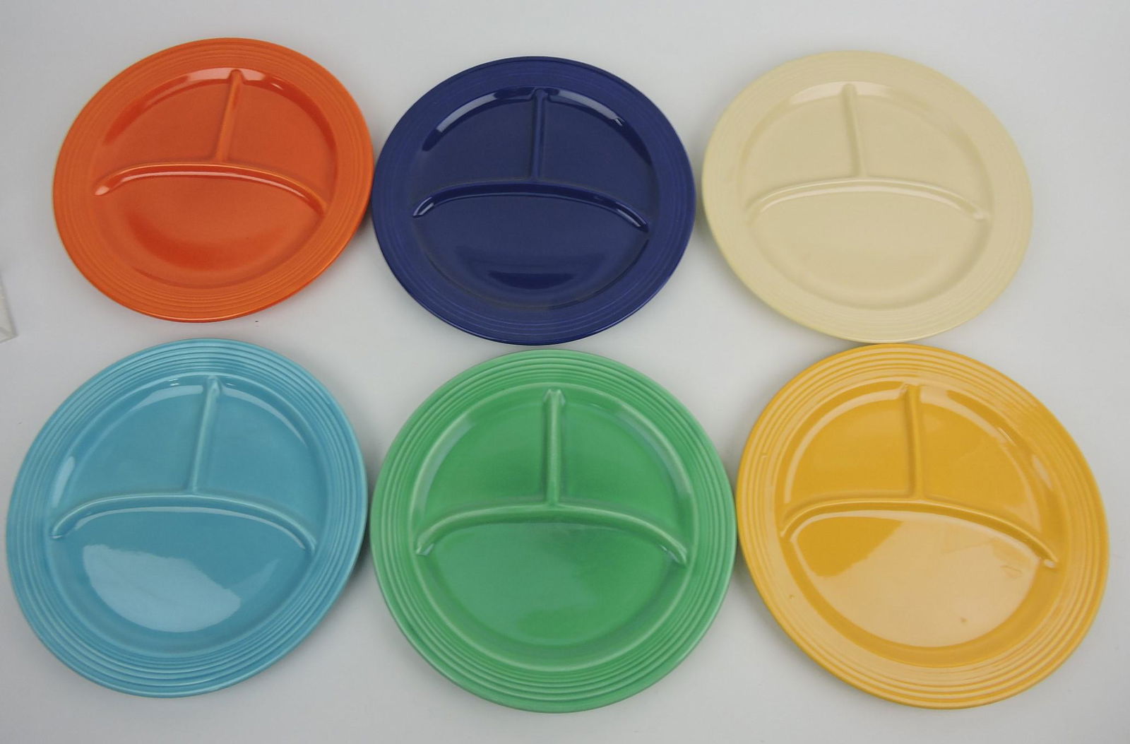 Fiesta 10 1/2" compartment plate group, (1 of 1)