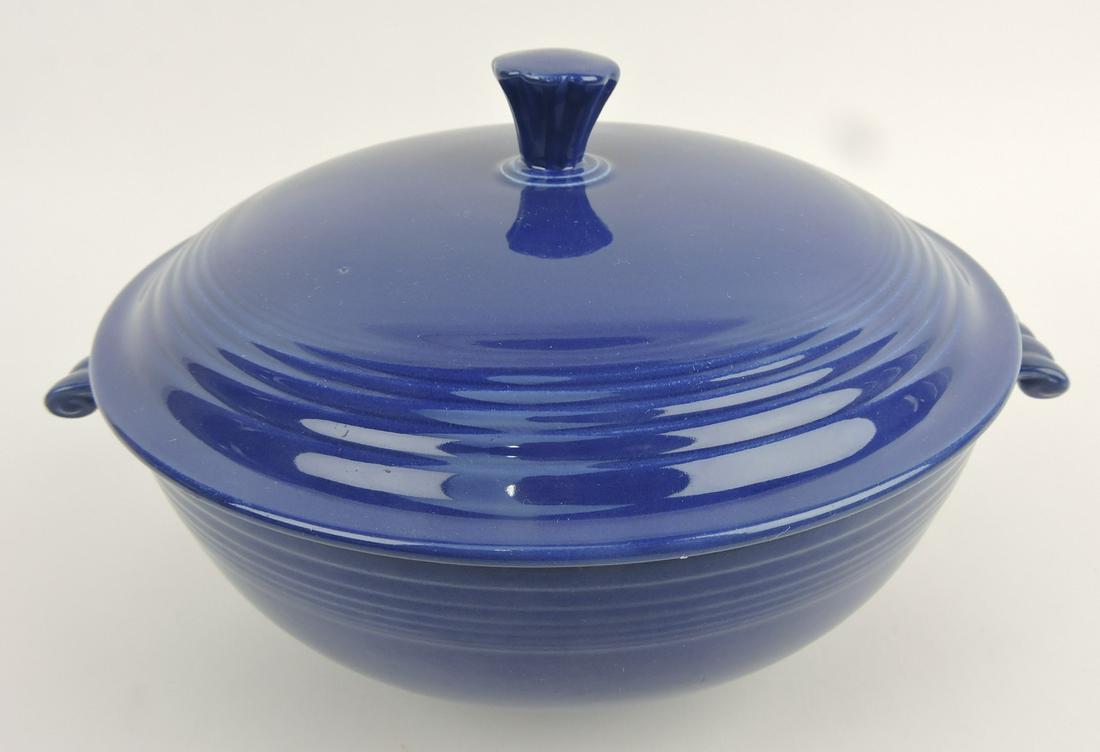 Fiesta casserole, cobalt, dimple on lid: .